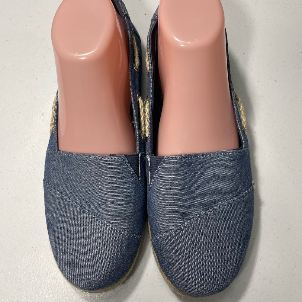 Nautica Blue Espadrille Boats Shoes Flats Size 10 SB-95